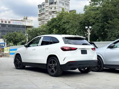 M-Benz 2026 GLA200 摘星版 白