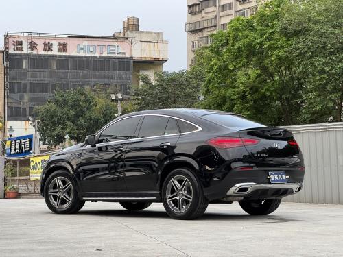 M-Benz 2024年式 GLE300d 4MATIC Coupe 鐵黑