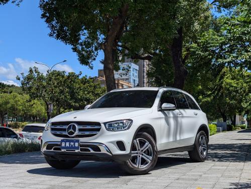 M-Benz 2022 GLC200 4MATIC 白