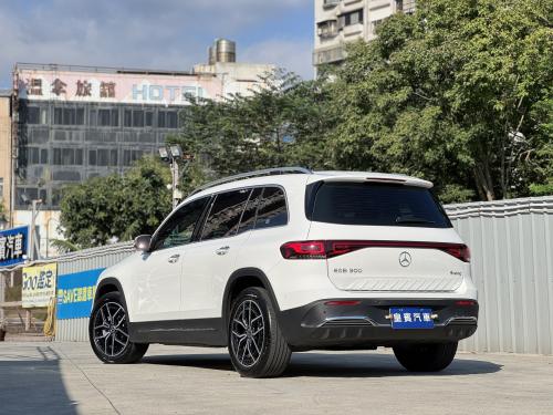 M-Benz 2023 EQB300 4MATIC 白