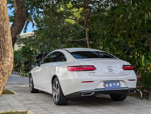 M-Benz 2019 E200 Coupe Avantgarde 白