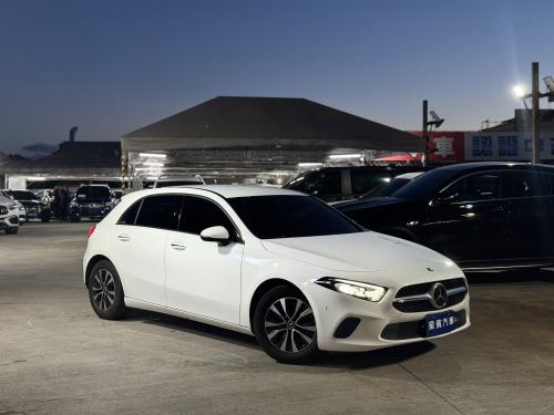 M-Benz 2021 A180 摘星版 白