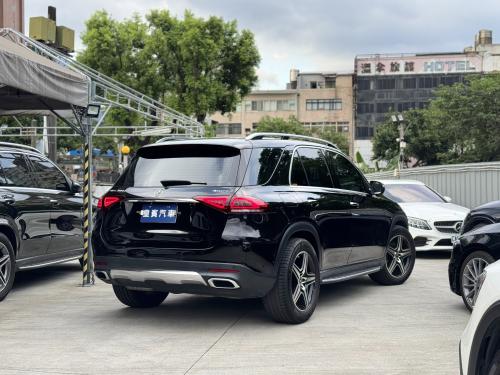 M-Benz 2021 GLE300d 4MATIC 鐵黑