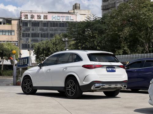 M-Benz 2024 GLC300 4MATIC 白