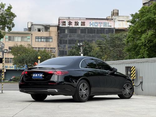 M-Benz 2025年式 E200 Sedan Luxury 鐵黑