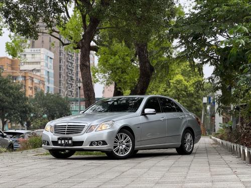 M-Benz 2011 E200 Sedan CGI Elegance 銀
