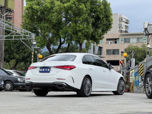 M-Benz 賓士 2026年式 C300 Sedan 白