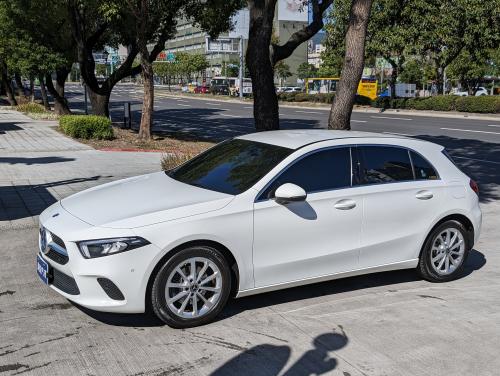 M-Benz 2019年式 A200 白