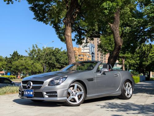 M-Benz 2015年式 SL200 BlueEFFICIENCY 豪華版 灰