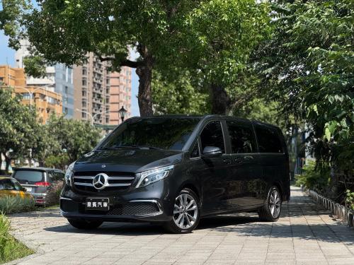 M-Benz 2020 V300d Avantgarde 灰