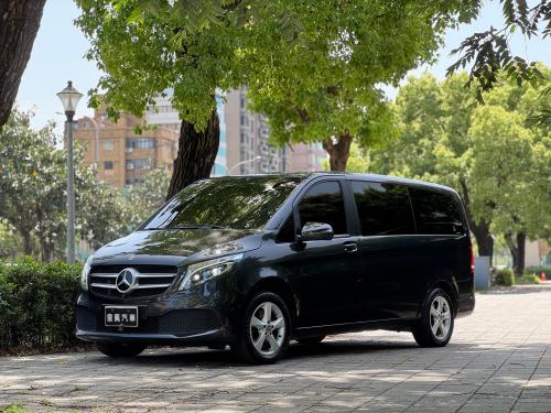 M-Benz 2021年式 V250d 灰