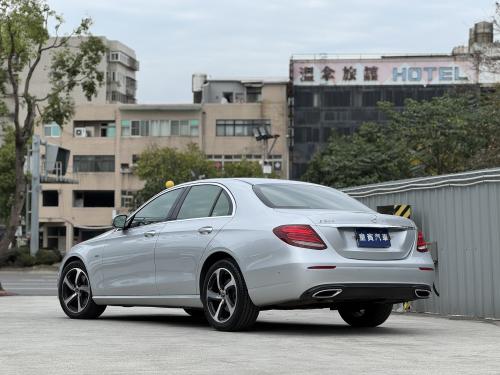 M-Benz 2020 E200 Sedan 星動版 SportStyle 銀