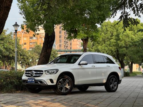 M-Benz 2020年式 GLC200 白
