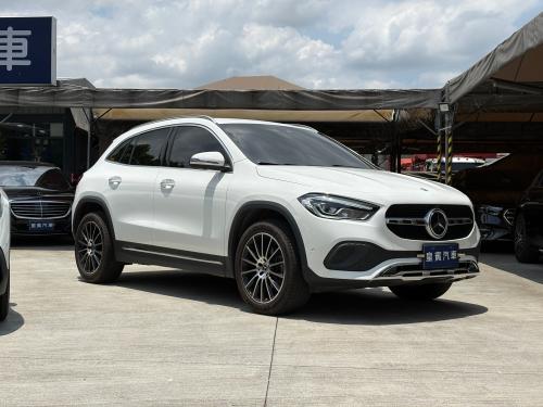 M-Benz 2023 GLA180 豪華版 白