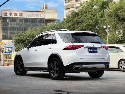 M-Benz 2022 GLE450 4MATIC 白