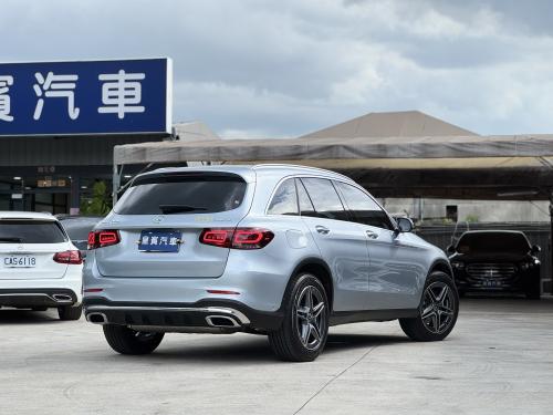M-Benz 2021 GLC300 4MATIC 科技銀