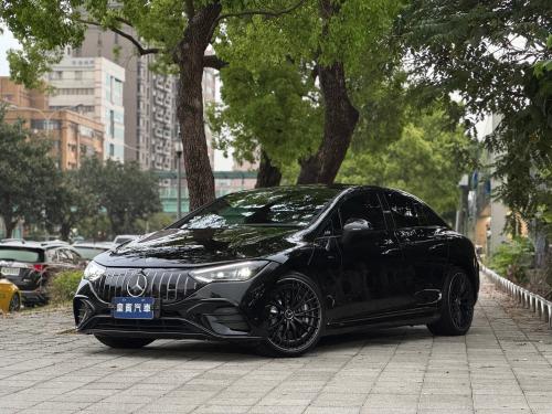 M-Benz 2023 AMG EQE43 4MATIC 黑