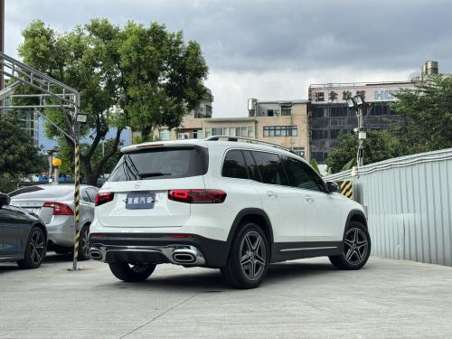 M-Benz 2023 GLB200 白