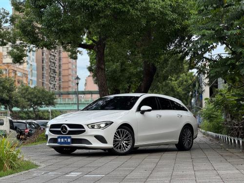 M-Benz 2022 CLA200 Shooting Brake 白
