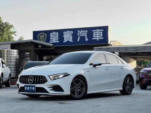 M-Benz 2022 A180 Sedan 運動版 白