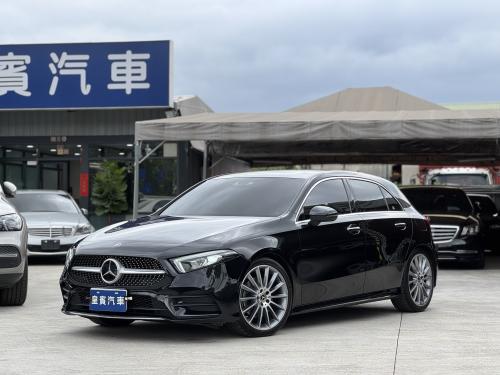 M-Benz 2023年式 A250 運動版 亮黑