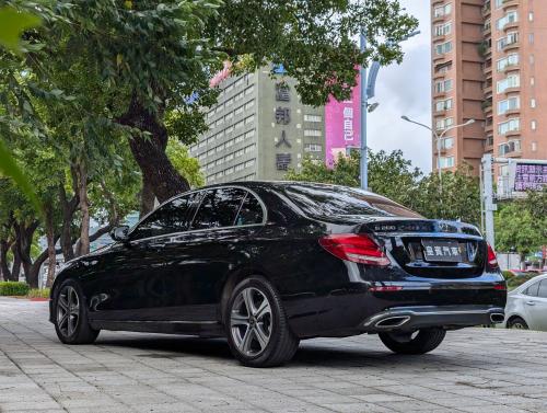 M-Benz 2019 E200 Sedan Avantgarde 黑