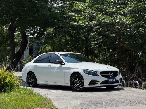 M-Benz 2021年式 C200 Sedan 星夜版 白