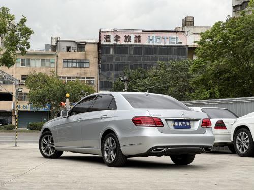 M-Benz 2015 E250 Sedan Avantgarde 亮銀
