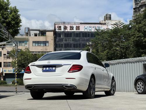 M-Benz 2016 E200 Sedan Avantgarde LUX 豪華版 白