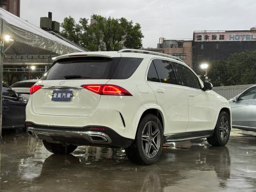 M-Benz 2020年式 GLE300d 4MATIC 白