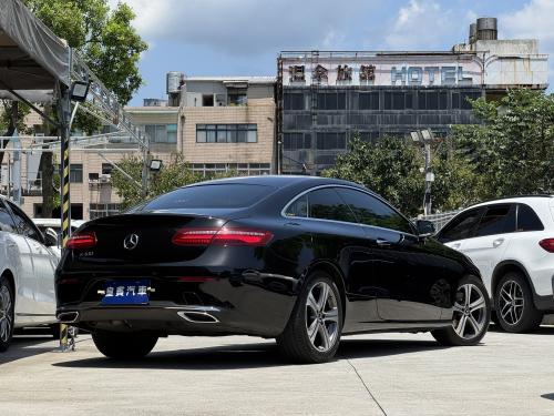 M-Benz 2020 E200 Coupe 鐵黑