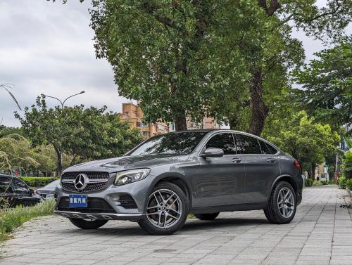 M-Benz 2018 GLC250 Coupe 4MATIC AMG Line 灰