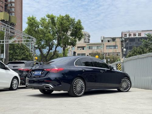 M-Benz 2022 C300 Sedan 墨藍