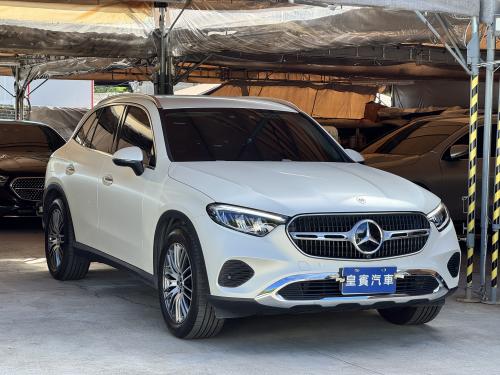 M-Benz 2025 GLC200 4MATIC 消光白