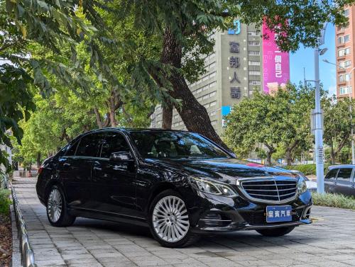 M-Benz 2013 E250 Sedan Elegance 黑