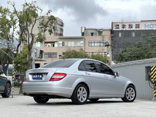 M-Benz 2010 C200 Sedan CGI Classic 銀