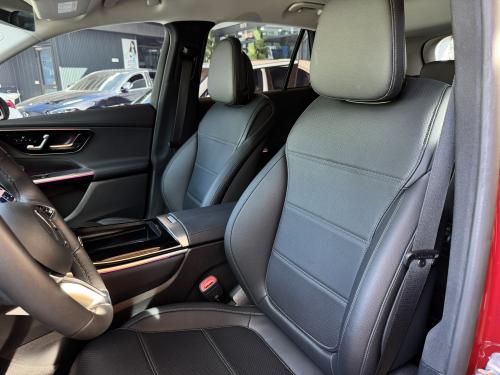 M-Benz 2025 GLC200 4MATIC 消光白