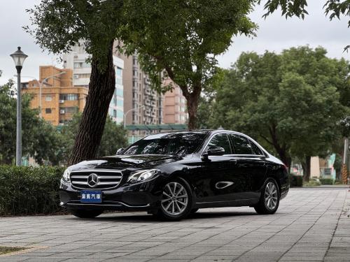 M-Benz 2019 E200 Sedan Avantgarde 黑