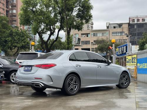 M-Benz 2024 C200 Sedan 科技銀
