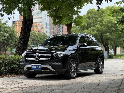 M-Benz 2022 GLE300d 4MATIC 黑