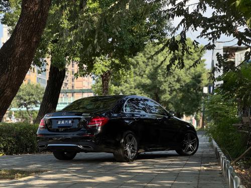 M-Benz 2020年式 E300 Sedan 運動版 黑