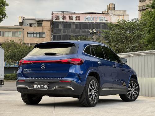 M-Benz 2025年式 EQA250 光譜藍