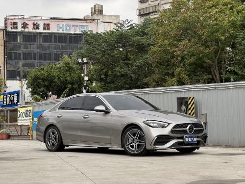 M-Benz 2024年式 C200 Sedan AMG Line 沙漠銀