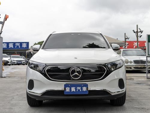 M-Benz 2023 EQA250 銀粉漆白
