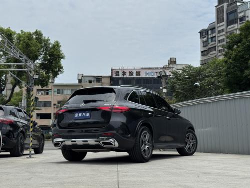 M-Benz 2023 GLC200 4MATIC 墨灰