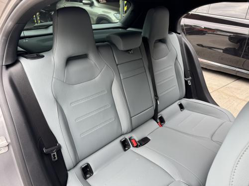 M-Benz 2023 A180 深灰