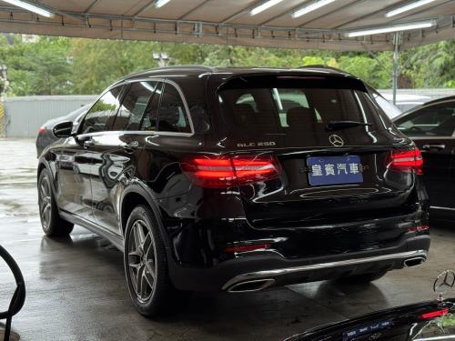 M-Benz 2018年式 GLC250 4MATIC 運動版 黑