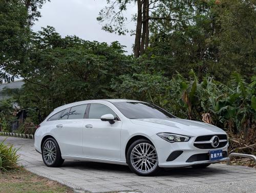 M-Benz 2023年式 CLA200 Shooting Brake 白