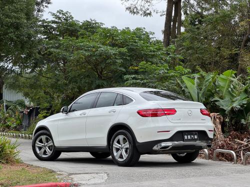 M-Benz 2019年式 GLC250 Coupe 4MATIC 白