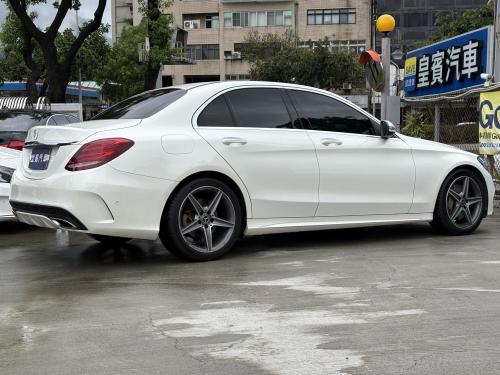 M-Benz 2017 C250 Sedan 運動版 鑽石白